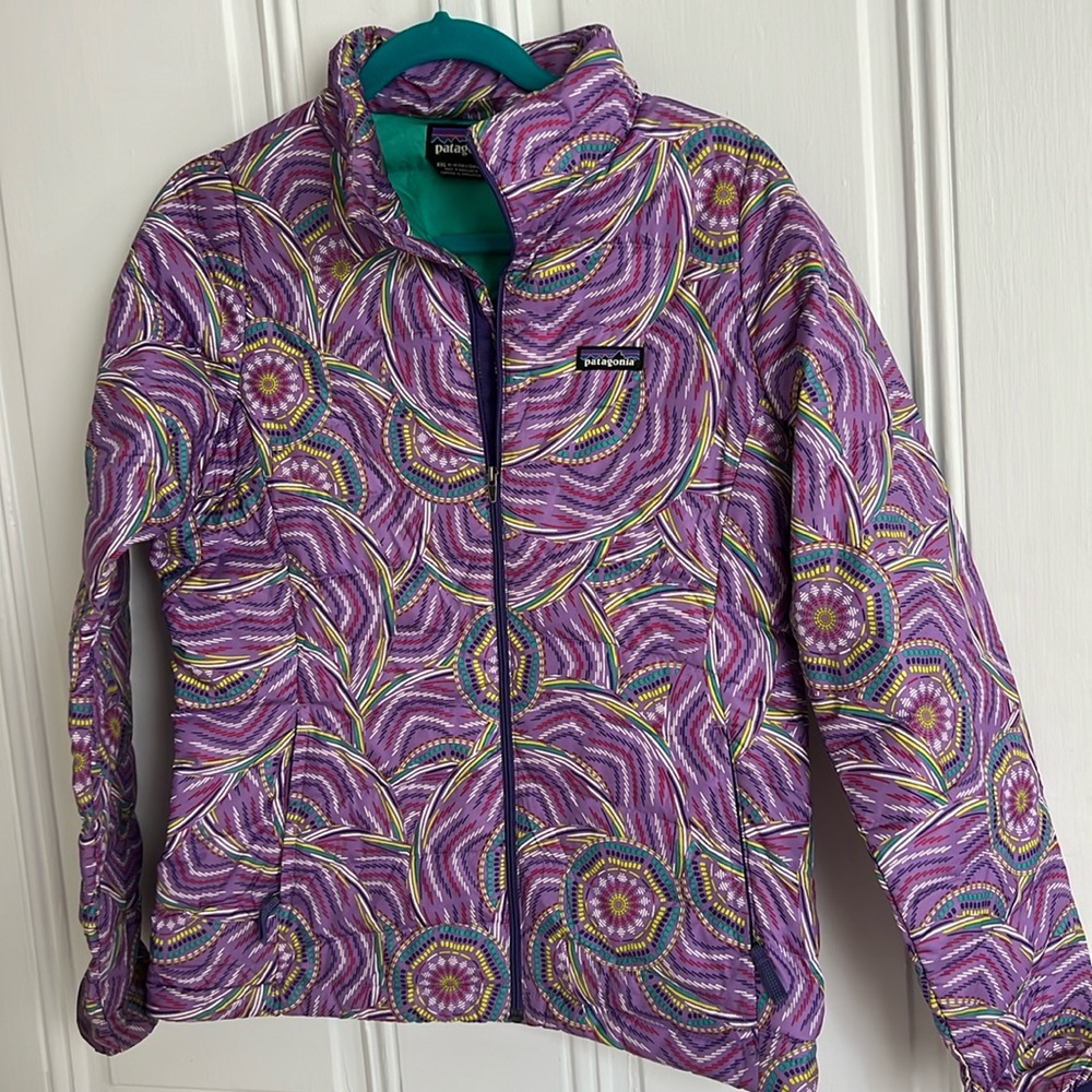 Beautiful Patagonia puffer coat. Girls XXL. Size 16